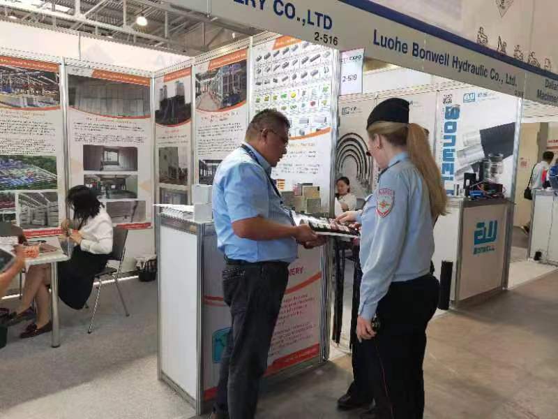 宏發科工貿亮相2024年俄羅斯工程機械寶馬展